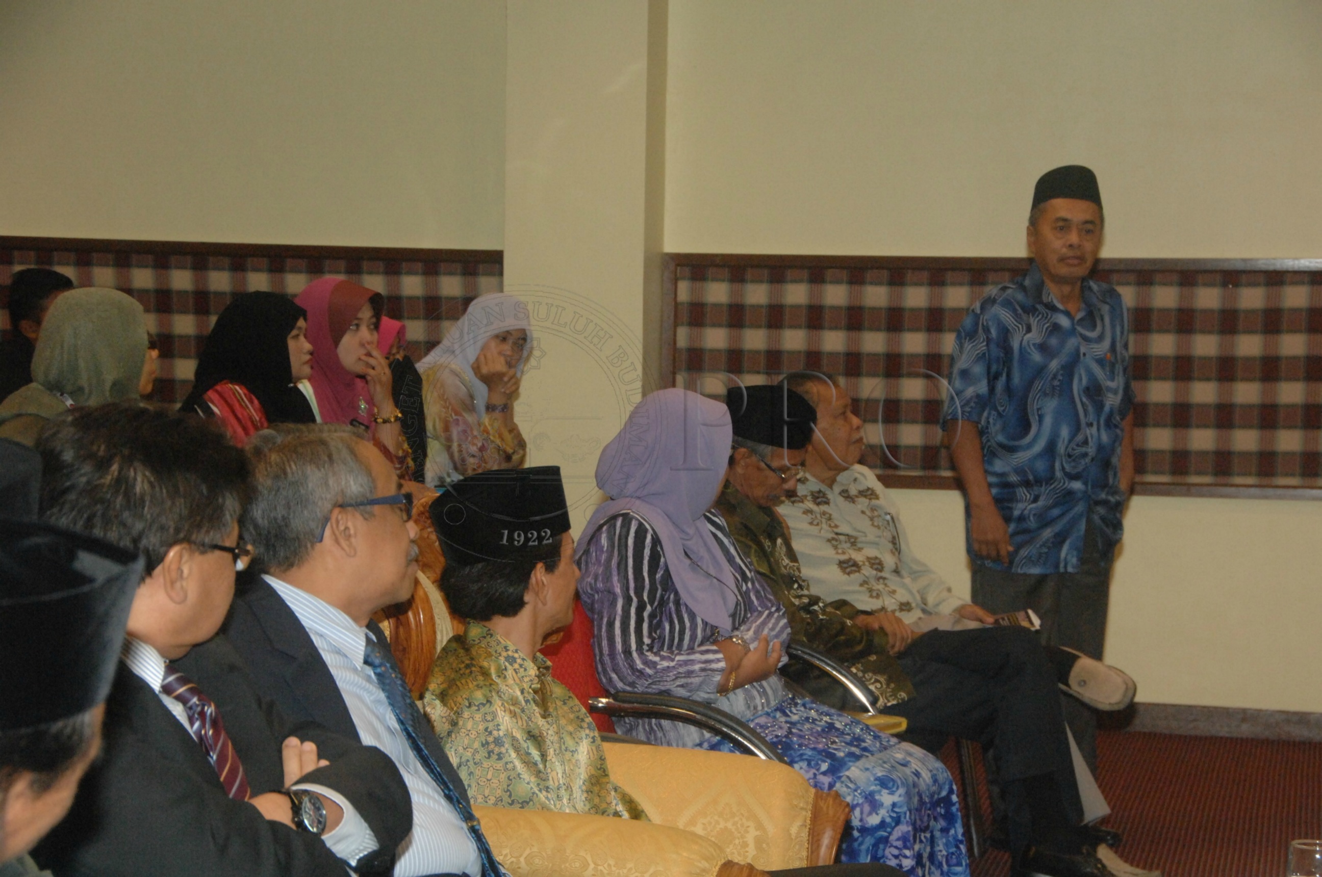 PRO 14 33 WACANA FBA 0277